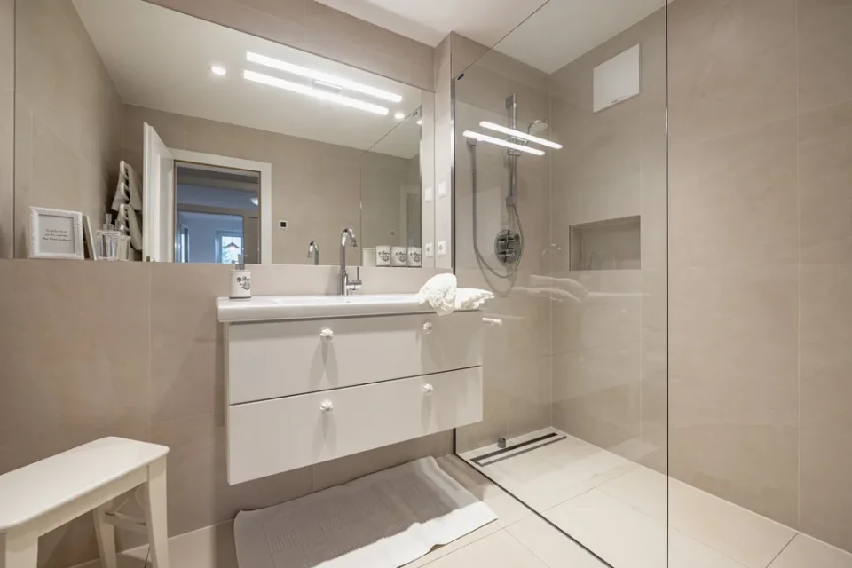 Foto Die weisse Wand